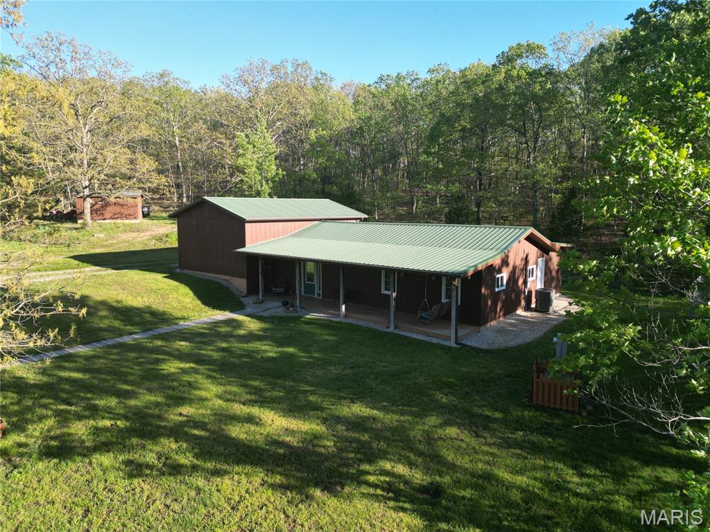 455 Cedar Lane Steelville Missouri 3 bedroom 2 bathroom home for sale listed at $350,000