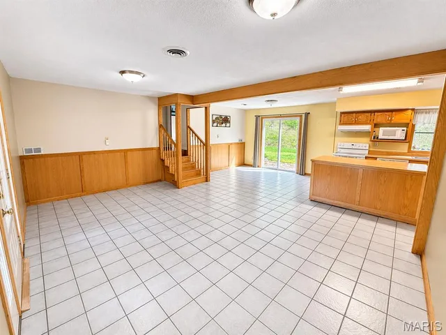Kitchen — 455 Cedar Lane Steelville Missouri real estate