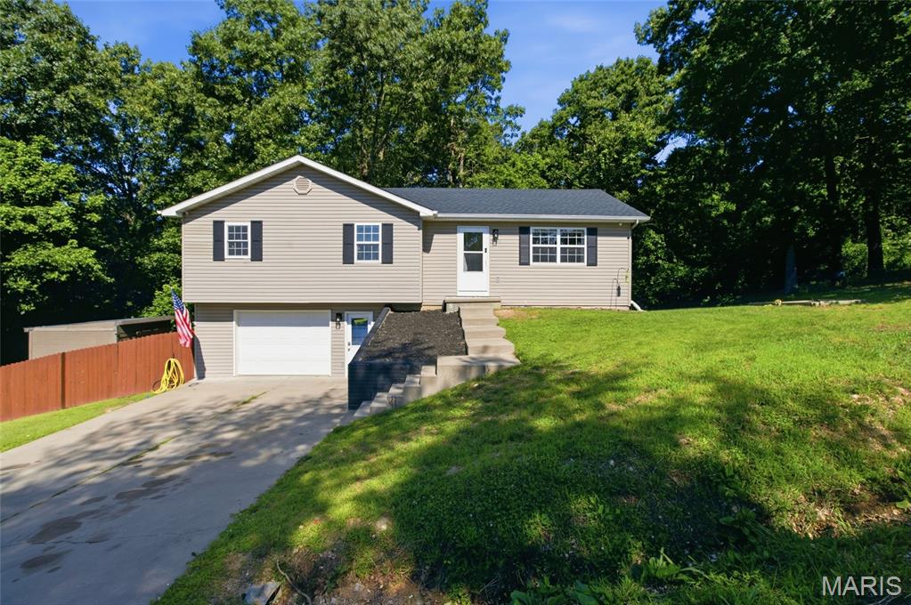 24441 Trolley Lane St Robert Missouri 3 bedroom 2 bathroom home for sale listed at $225,000