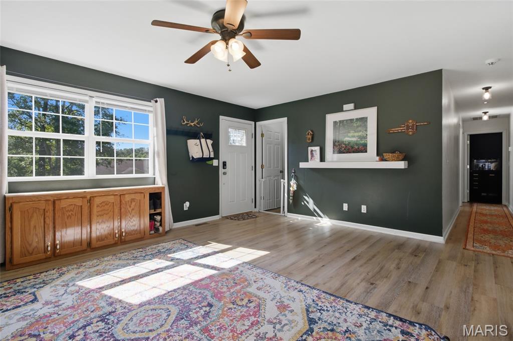 Kitchen — 24441 Trolley Lane St Robert Missouri real estate