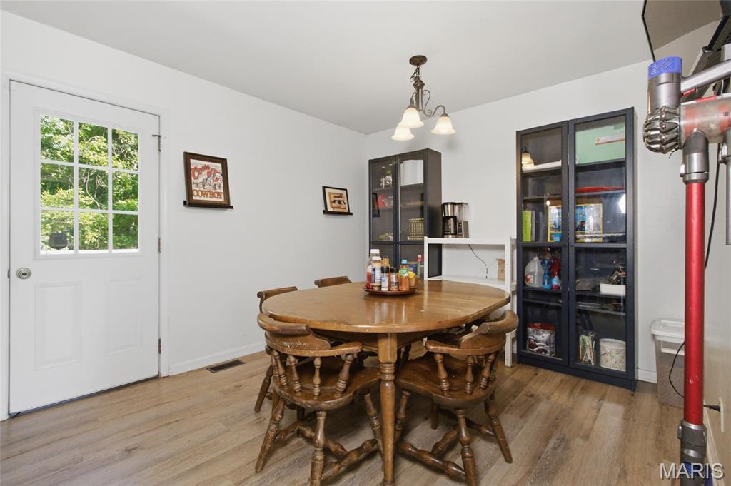 Primary bedroom — 24441 Trolley Lane St Robert Missouri real estate