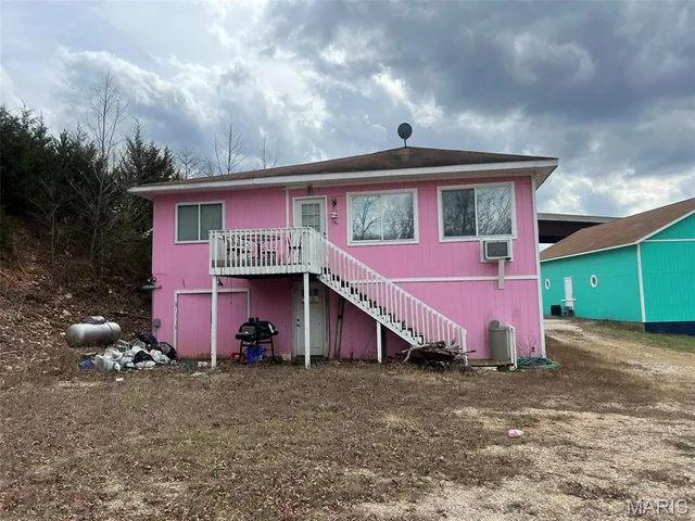 Front exterior — 88 Accurate Avenue Sunrise Beach Missouri real estate