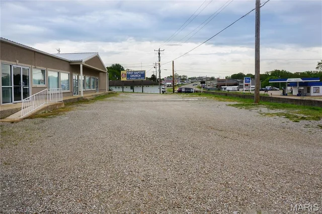 Front exterior — 1126 Old Rte 66 St Robert Missouri real estate