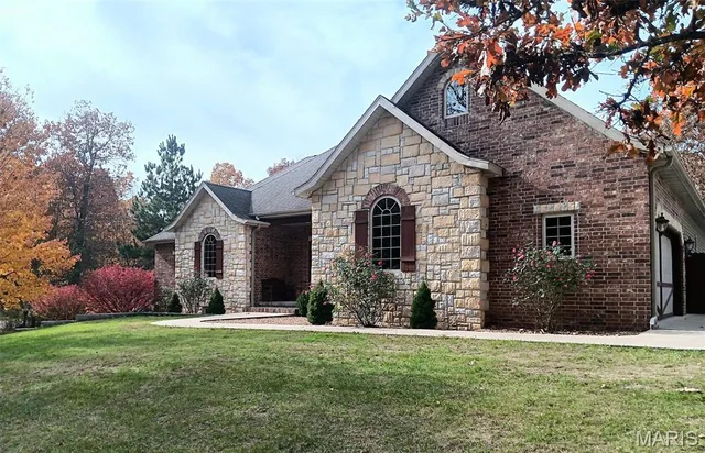 Front exterior — 24473 B REMINGTON Lane Lebanon Missouri real estate