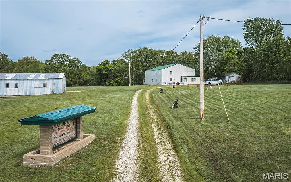 19564 Highway 28, Dixon MO real estate