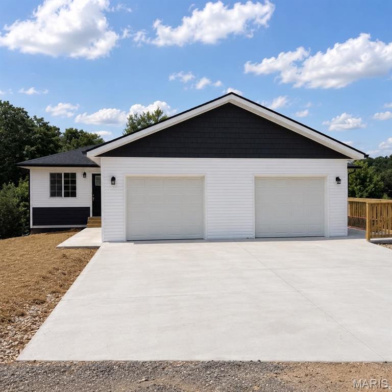 16201 Haidyn Road St Robert Missouri home for sale listed at $339,900