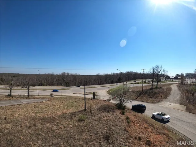 Primary bedroom — TBD Gateway Circle St Robert Missouri real estate