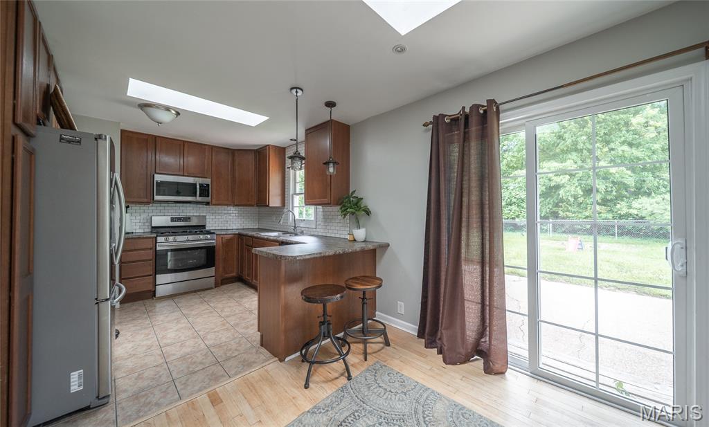 Primary bedroom — 123 Hull Drive Waynesville Missouri real estate