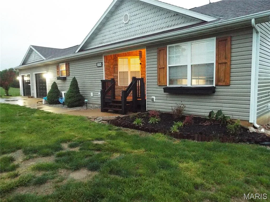 22361 Recon Drive, Waynesville MO real estate