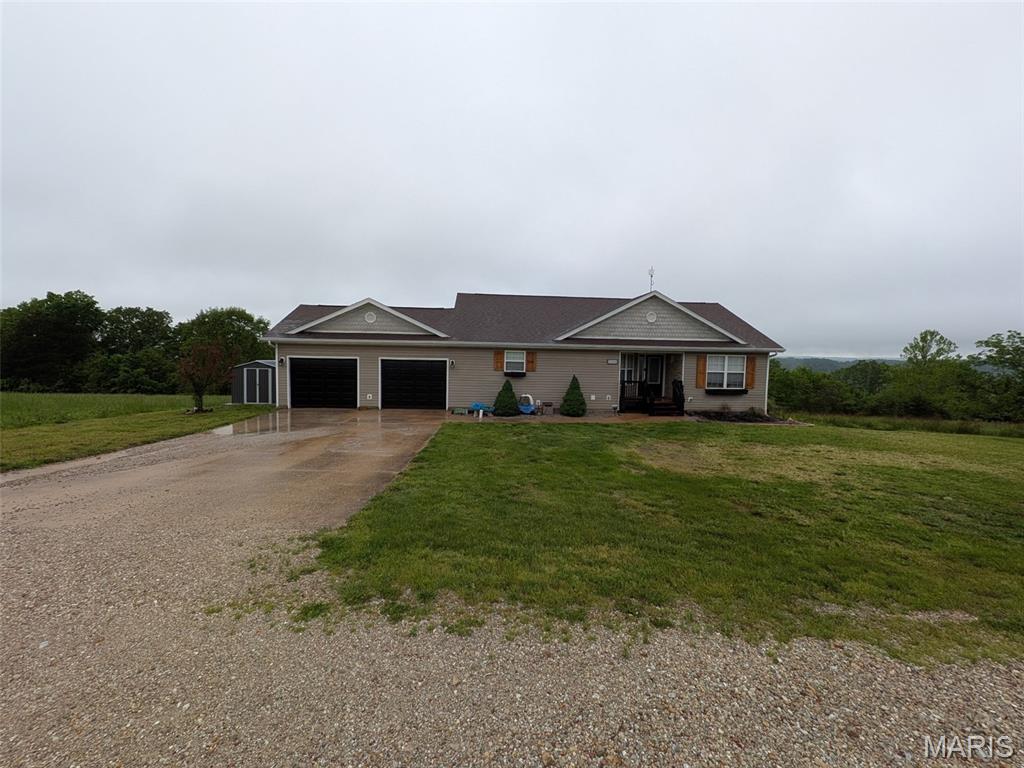 22361 Recon Drive Waynesville Missouri 4 bedroom 3 bathroom home for sale listed at $323,000