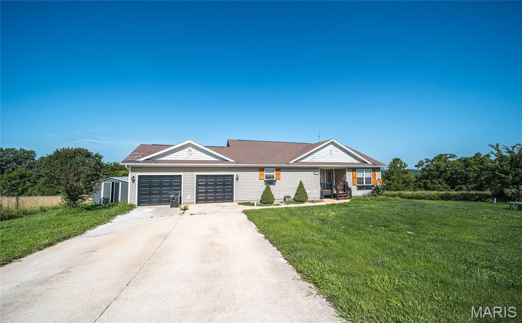 22361 Recon Drive Waynesville Missouri 4 bedroom 3 bathroom home for sale listed at $320,000