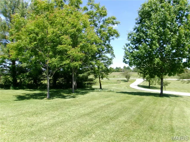 Front exterior — 11175 Pike 41 Bowling Green Missouri real estate