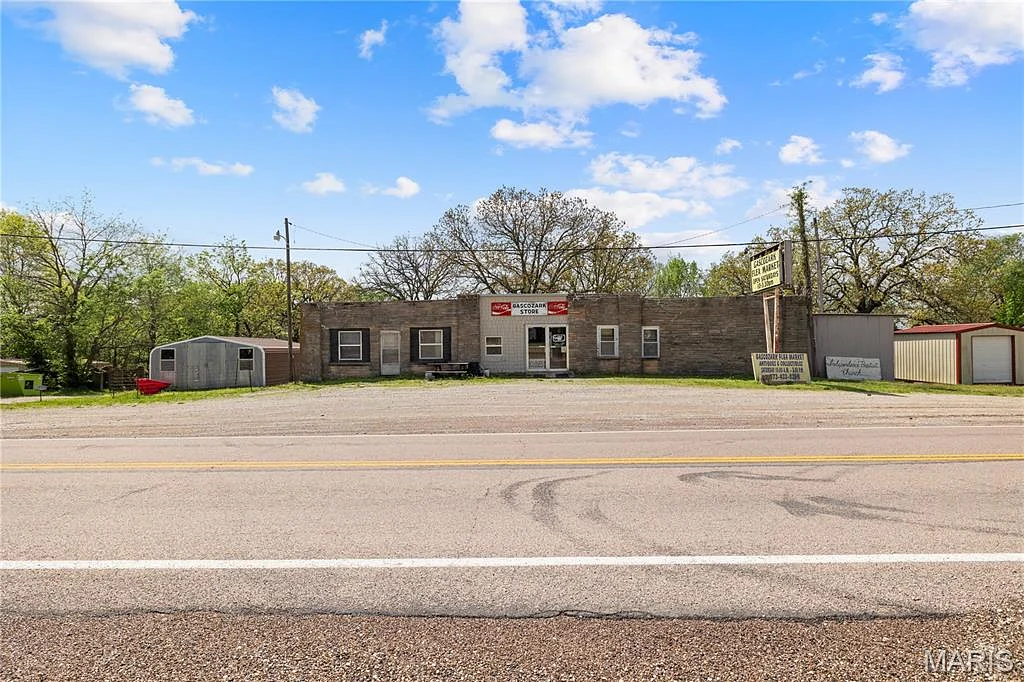 30570 Highway Ab, Richland MO real estate