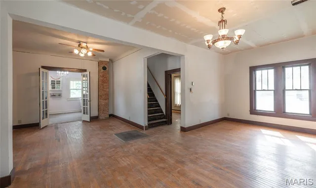 Living room — 607 W Third Street Belle Missouri real estate