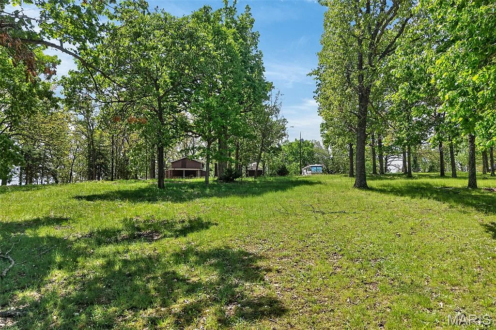 25990 Pennington Drive, Lebanon MO real estate