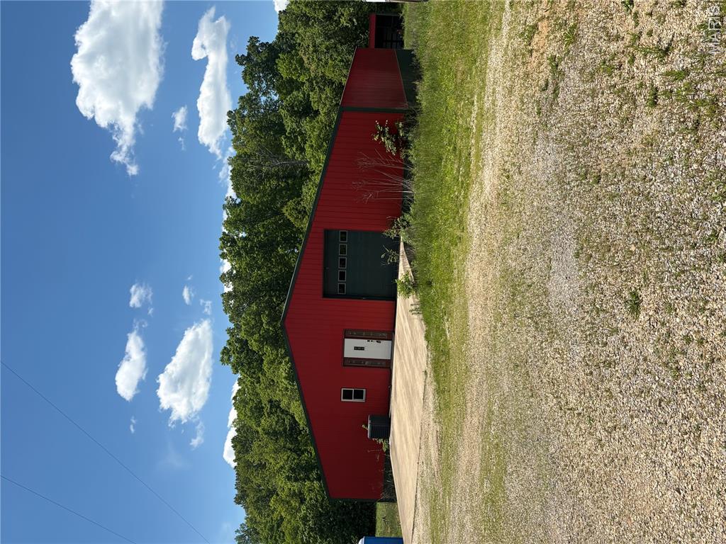 32557 BCR 380 Patton Missouri 2 bedroom 2 bathroom home for sale listed at $285,000