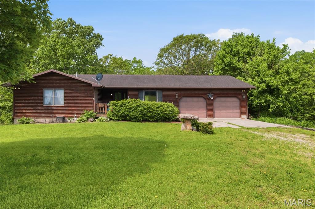 11004 Western Road Duke Missouri 4 bedroom 2 bathroom home for sale listed at $369,900