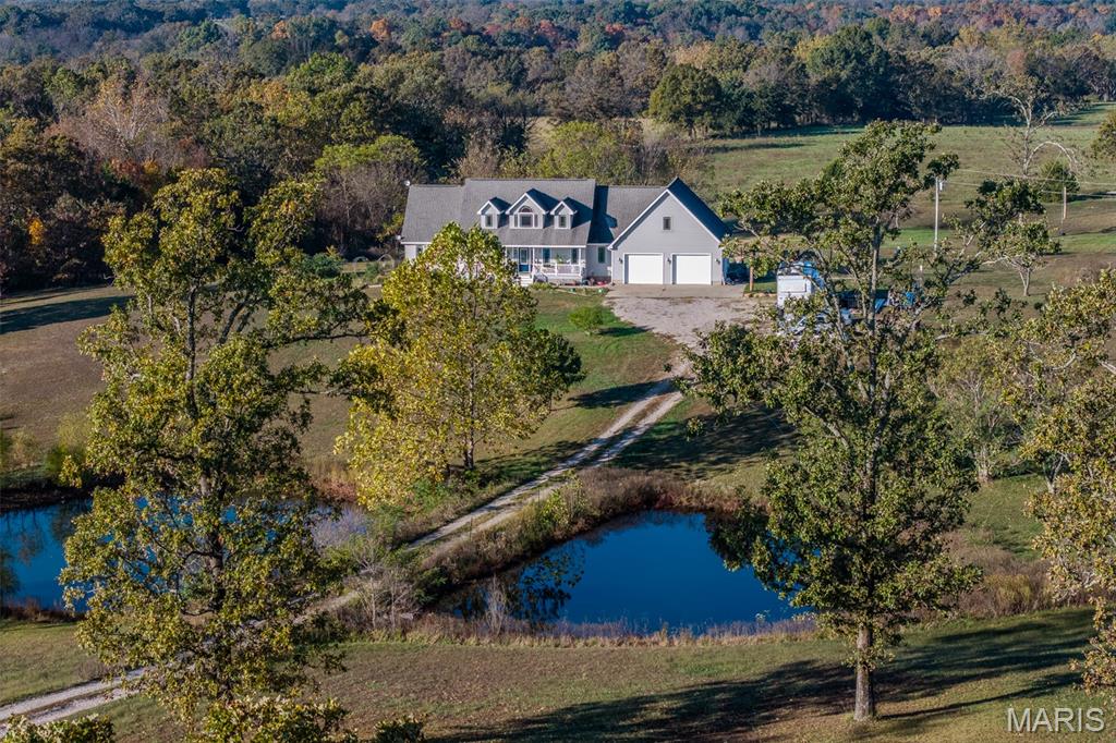 271 Pleasant Knoll Road Stoutland Missouri 3 bedroom 5 bathroom home for sale listed at $549,900