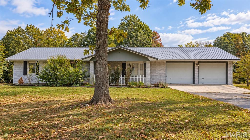 16065 Hardwood Lane St Robert Missouri 3 bedroom 2 bathroom home for sale listed at $249,900
