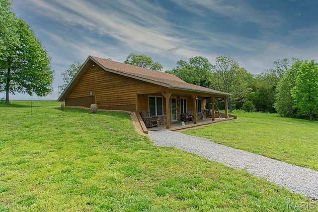 Front exterior — 14266 Able Road Houston Missouri real estate