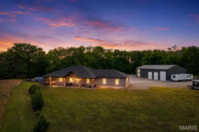 241 County Road 226, Cape Girardeau MO real estate