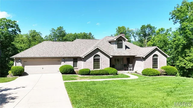 2464 County Road 638, Cape Girardeau MO real estate