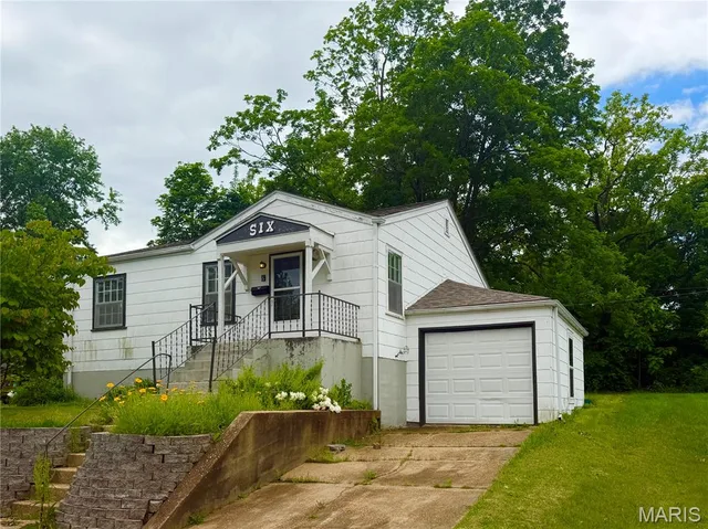 Front exterior — 6 Cronin Court Rolla Missouri real estate