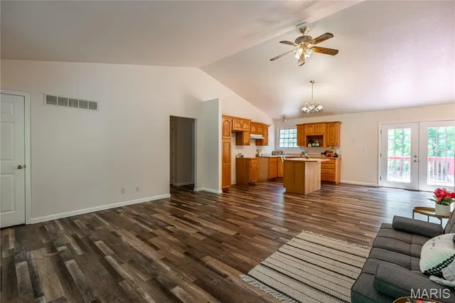 Living room — 9716 State Highway A Patton Missouri real estate
