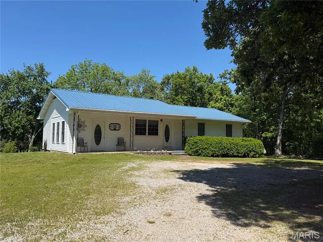 Front exterior — 2864 Spring Valley Road Summersville Missouri real estate