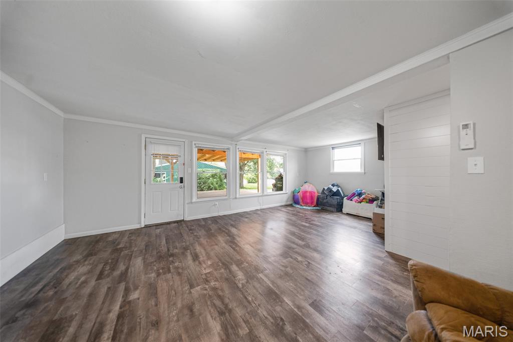 Living room — 7 Southview Drive Rolla Missouri real estate