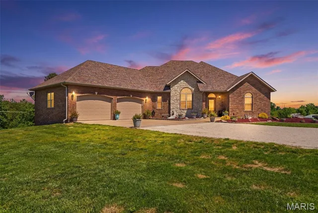 Front exterior — 11285 M- Oak Hill Lane Mountain Grove Missouri real estate