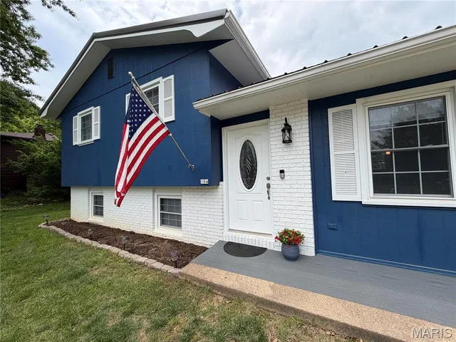 Front exterior — 104 Ballew Lane Waynesville Missouri real estate