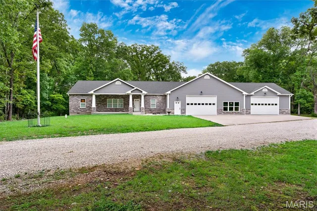6713 Klondike Road, Hillsboro MO