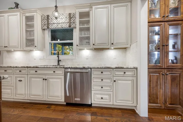 Kitchen — 353 Callaway Ridge (25.5) Drive Defiance Missouri real estate