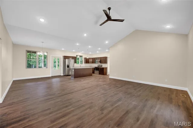Living room — 112 Sweet Valley Circle Crocker Missouri real estate