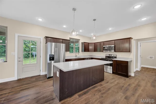 Kitchen — 112 Sweet Valley Circle Crocker Missouri real estate