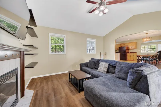 Primary bedroom — 19835 Stamper Lane Waynesville Missouri real estate