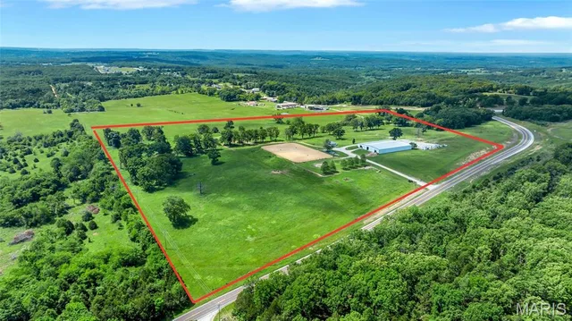 Front exterior — 20307 Highway 68 Vichy Missouri real estate
