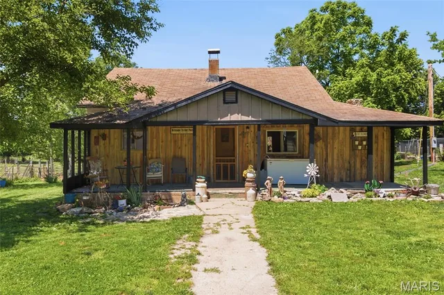 210 County Road 320, Alton MO real estate