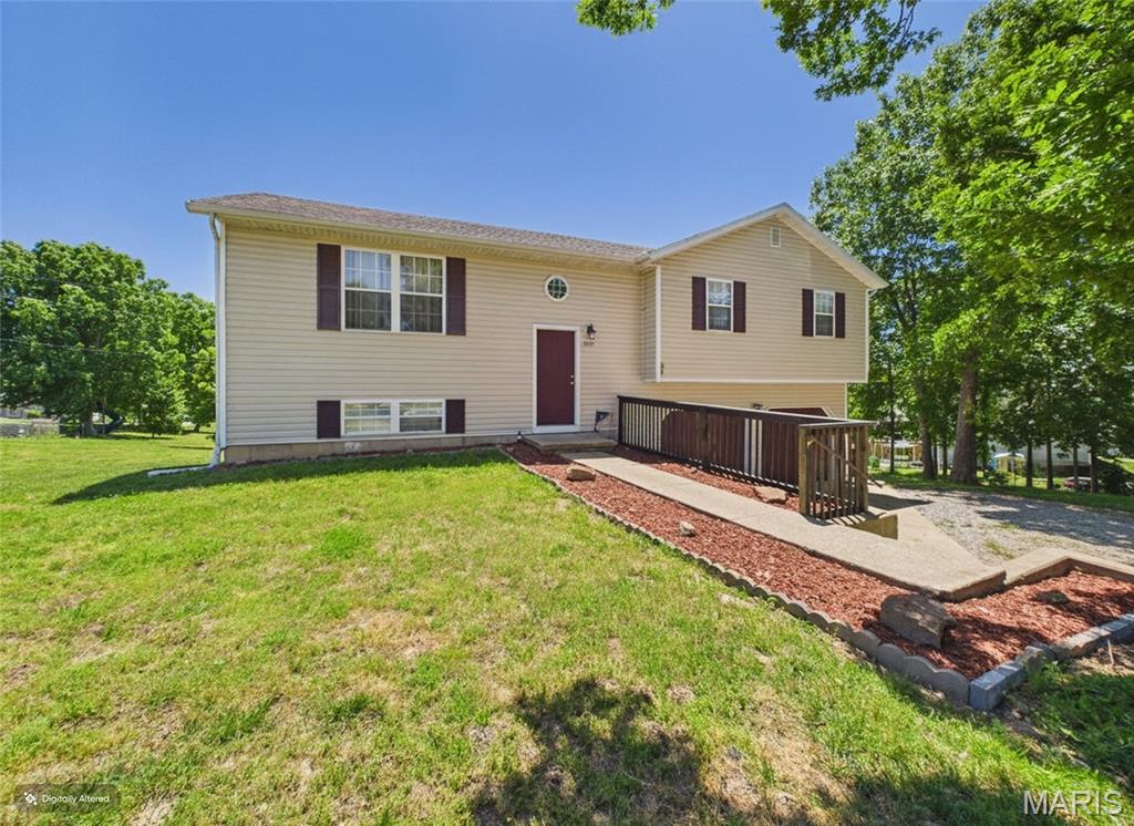 15430 Top Drive St Robert Missouri 4 bedroom 3 bathroom home for sale listed at $259,900