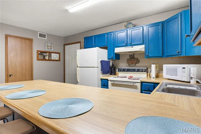 Primary bedroom — 149 Southwood Shores Place Lake Ozark Missouri real estate