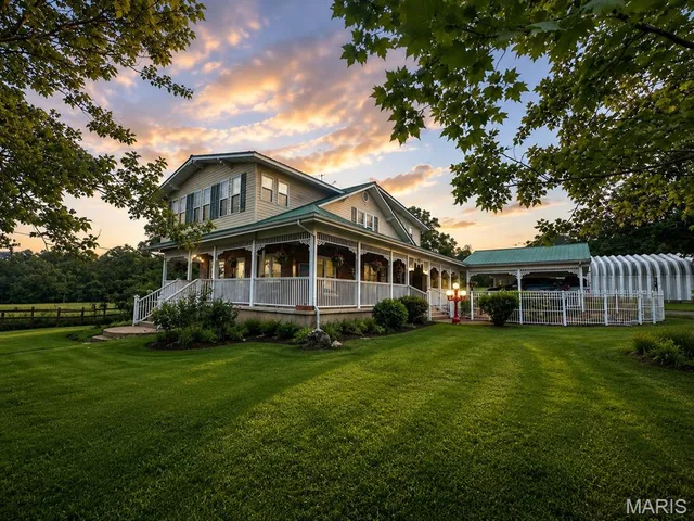 2412 County Road 53, Belleview MO real estate
