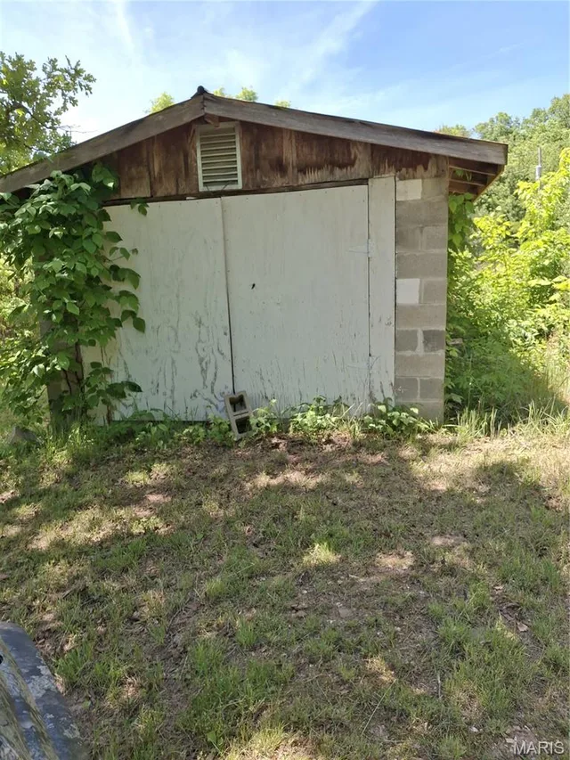 Front exterior — 0 County Road 924 Bunker Missouri real estate