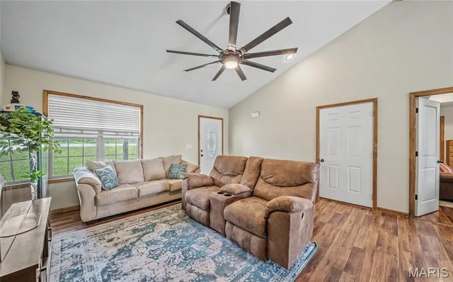 Primary bedroom — 16001 Harley Road St Robert Missouri real estate