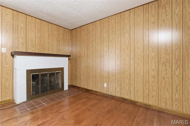 Primary bedroom — 916 Sommerfield Drive Houston Missouri real estate