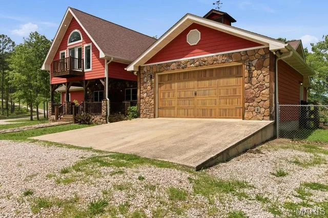 Front exterior — 18418 Circle B Road Eminence Missouri real estate