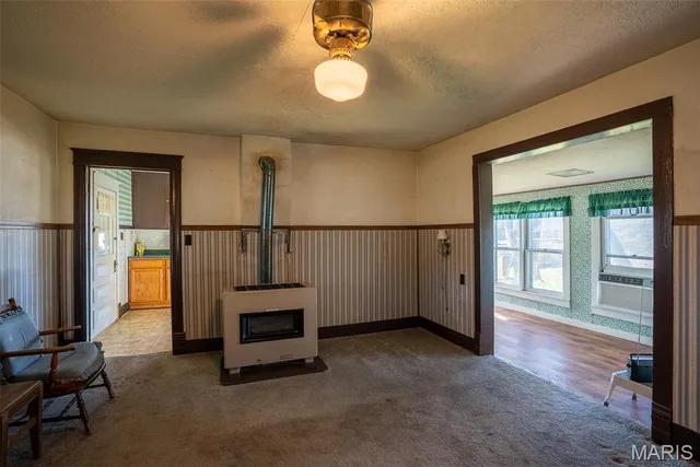 Primary bedroom — 1508 N Davis Hollow Road Richland Missouri real estate