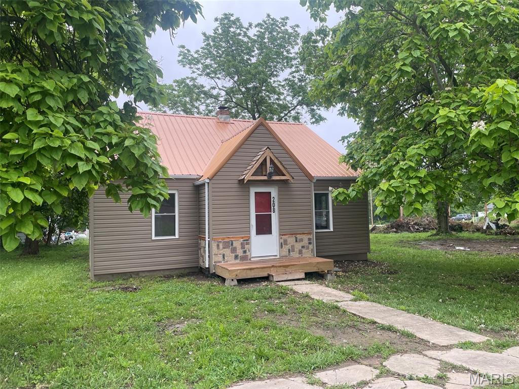 204 East McClurg Ave, Richland MO