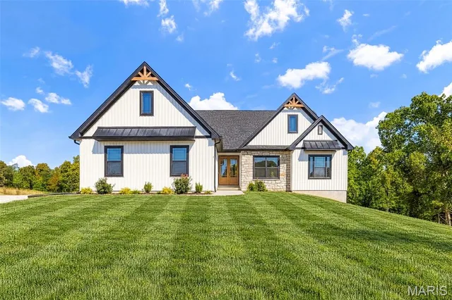Front exterior — 1 Phila Court Silex Missouri real estate