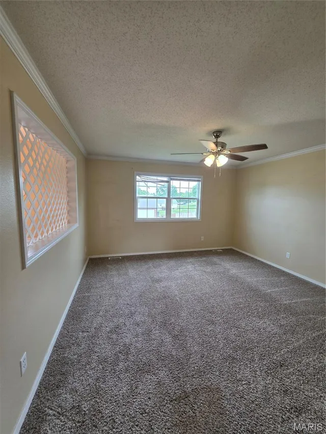 Kitchen — 19725 Stallion Lane Waynesville Missouri real estate